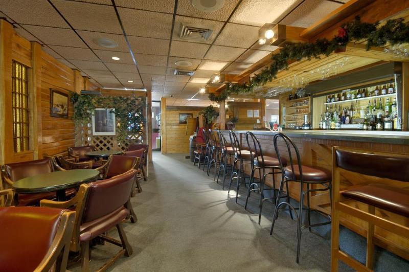 Howard Johnson By Wyndham Portage La Prairie Exteriör bild